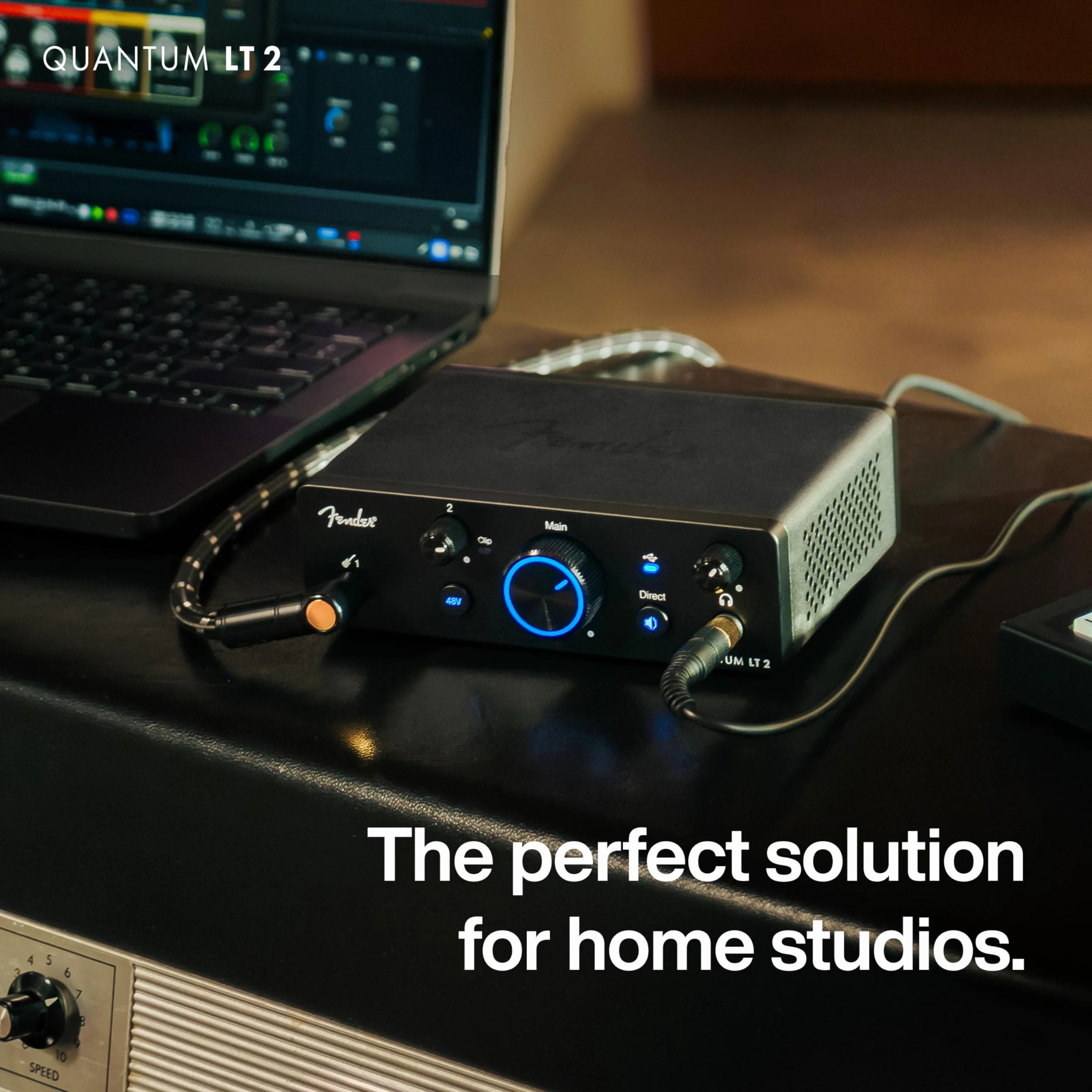 Fender Quantum LT 2 | Interfaccia audio USB-C per produzione musicale, preamplificatore microfonico MAX-HD, ingresso strumento, driver a bassa latenza, loopback, Mac & PC