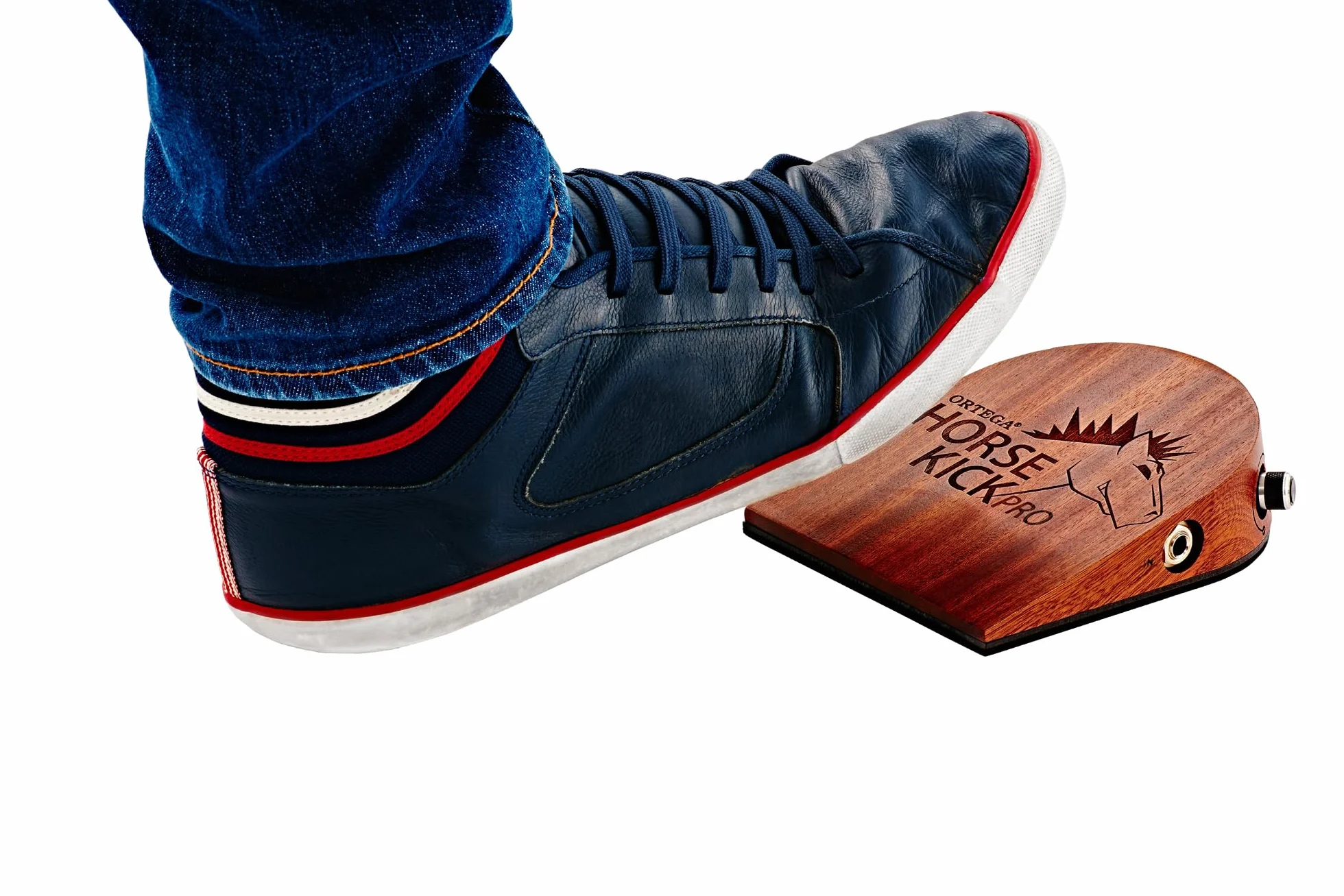 Ortega Guitars Digital Stomp Box – Pedale Effetto per Chitarristi, Cantanti, Cantautori – Sample di Percussioni Digitali – Legno di Sapele, Natural (HORSEKICKPRO)