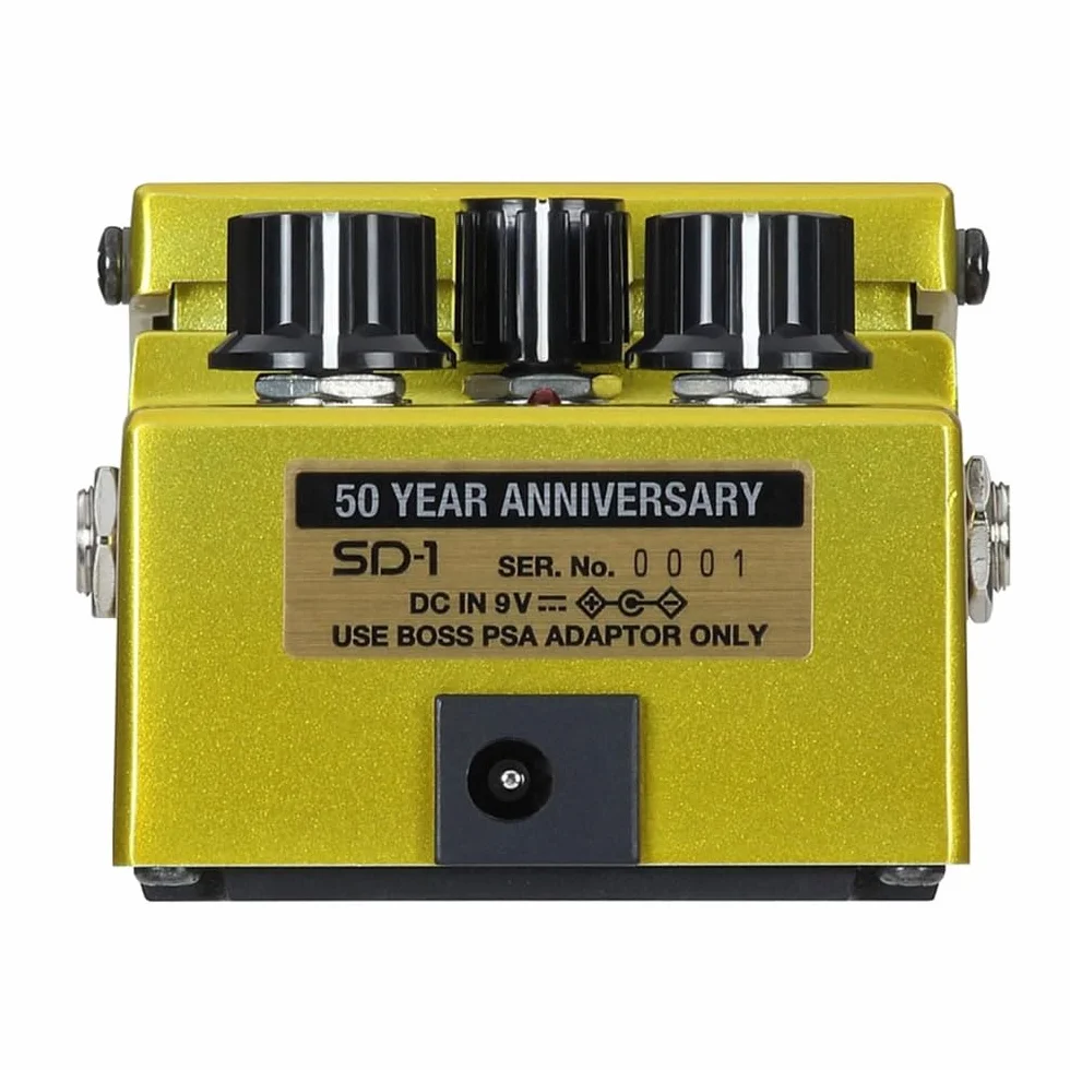 Pedale BOSS SD-1-B50A Super Overdrive | Pedale Compatto in Edizione Limitata per il 50° Anniversario | Finitura Metallizzata, Vite in Argento, Manopole Dorate ed Emblema del 50° Anniversario