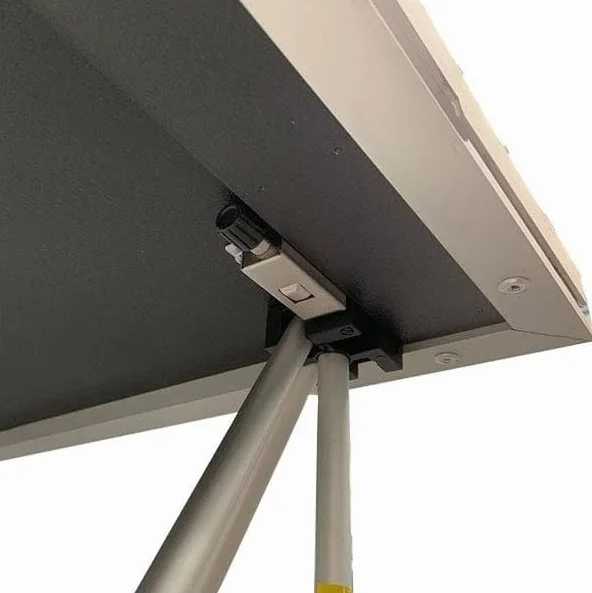 NLIGHTING® Tavolo DJ Portatile Professionale per Console DJ Postazione DJ con Base Raiser Pieghevole e Richiudibile a Ragno, in alluminio nero e grigio