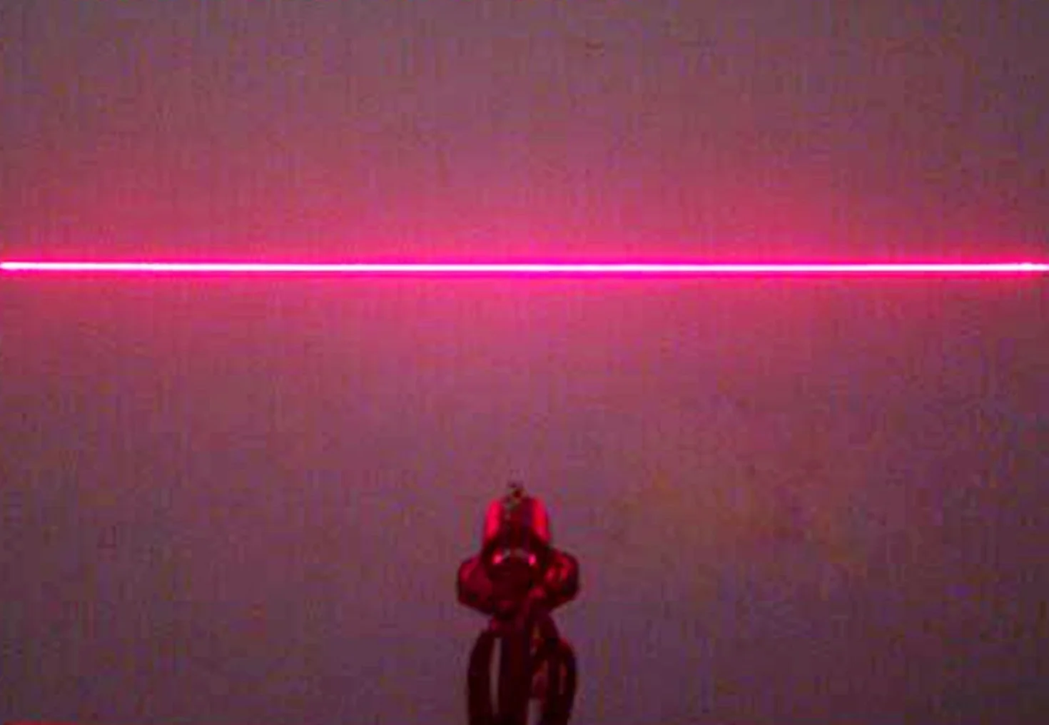 regolata 12x45mm Linea laser Modulo 200mW 650nm Laser a diodo rosso / AC + Supporto + adattatore